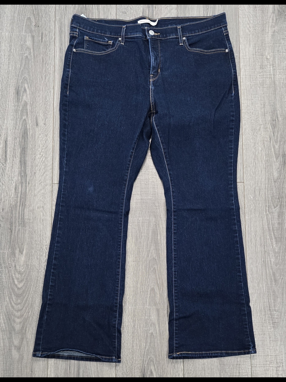 Levi’s 315 Shaping Bootcut Jeans Women’s 18W M Dark Wash Plus Size Denim #408